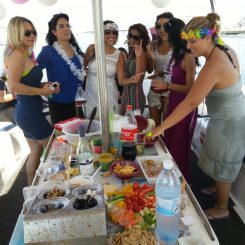 יאכטה למסיבת רווקות, מסיבת רווקות ביאכטה בהרצליה